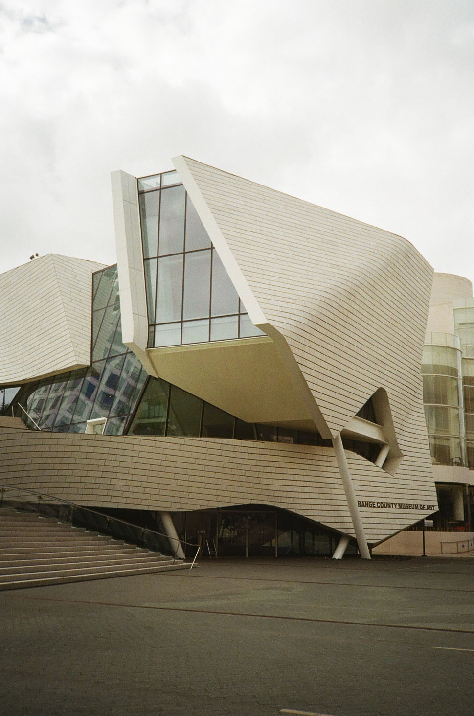 The front elevation of the Orange County Museum of Art